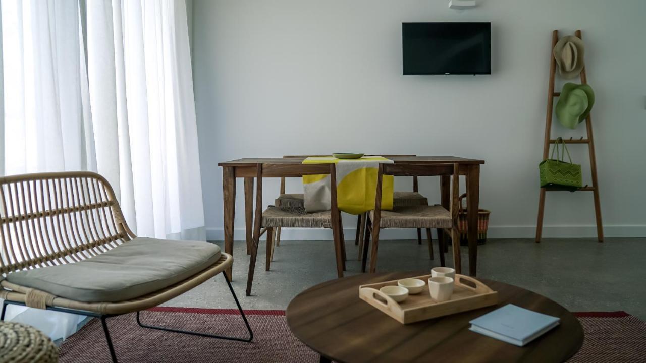 Casagrande Hotel&Beach Club José Ignacio Exterior foto A living room in a typical apartment