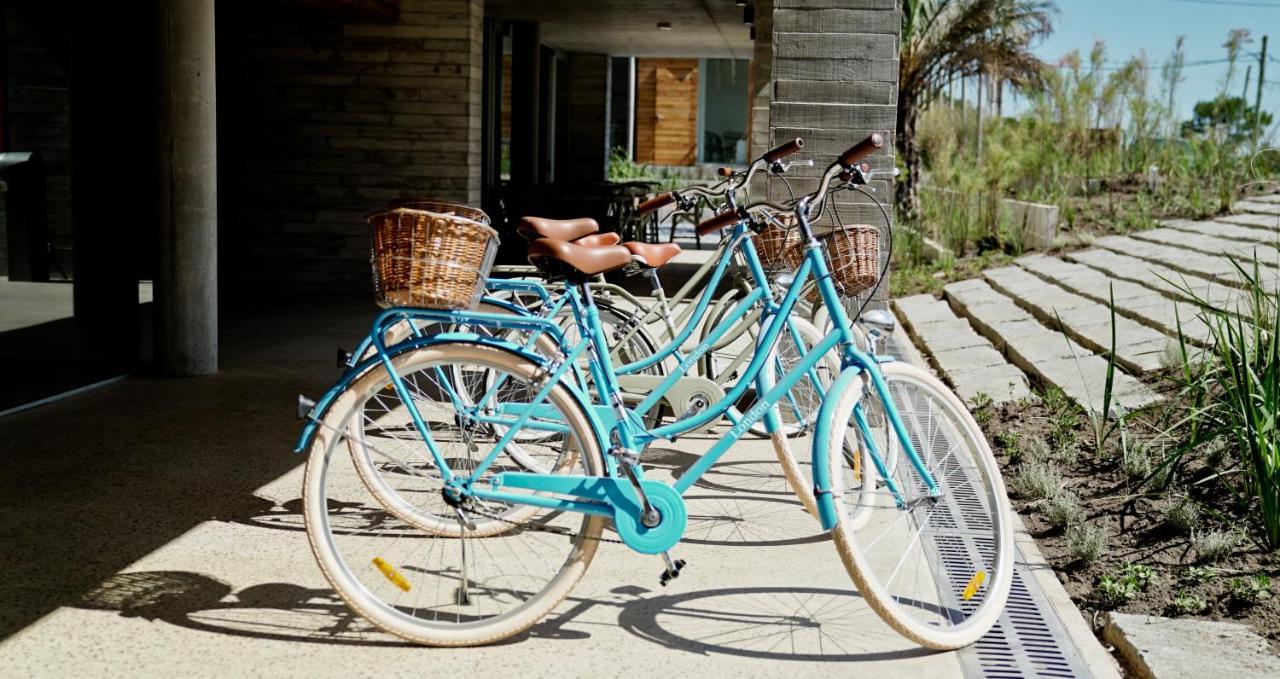 Casagrande Hotel&Beach Club José Ignacio Exterior foto A beach cruiser bicycle